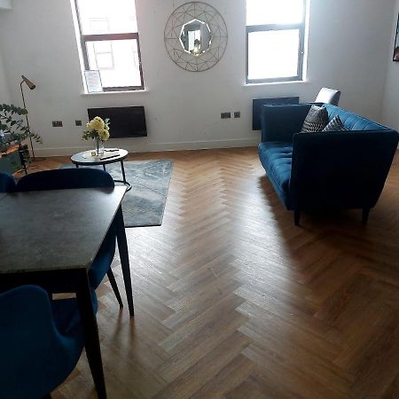 Spacious Unique City Apartments Бирмингам Екстериор снимка