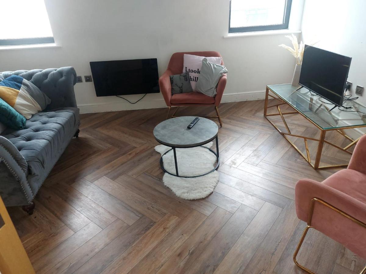 Spacious Unique City Apartments Бирмингам Екстериор снимка