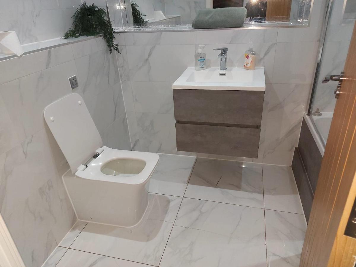 Spacious Unique City Apartments Бирмингам Екстериор снимка