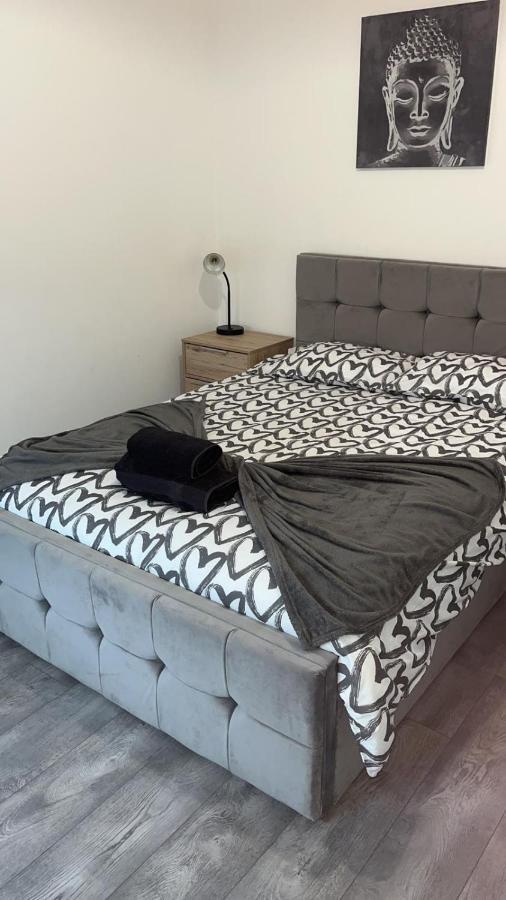 Spacious Unique City Apartments Бирмингам Екстериор снимка